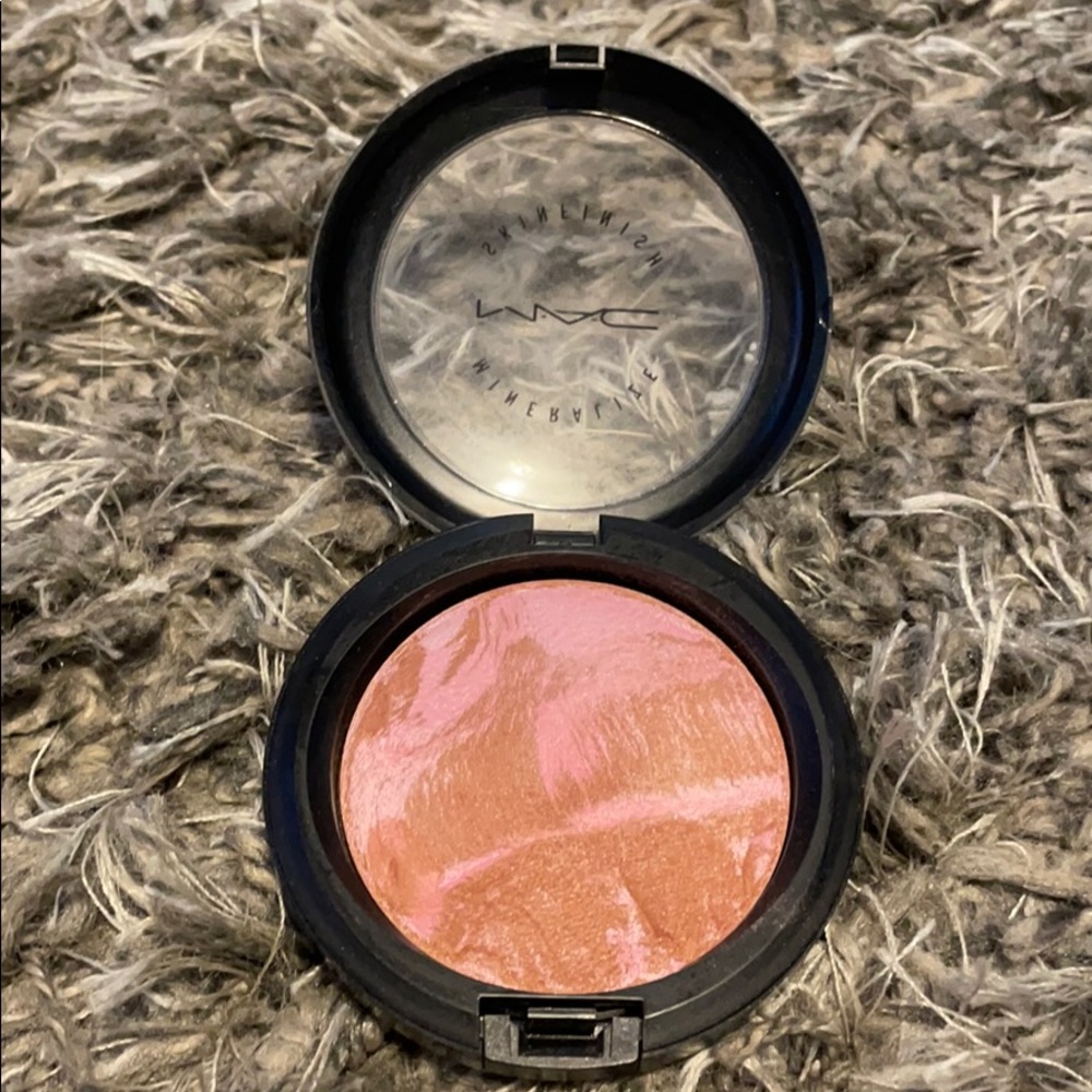 Mineral skinfinish color Rio